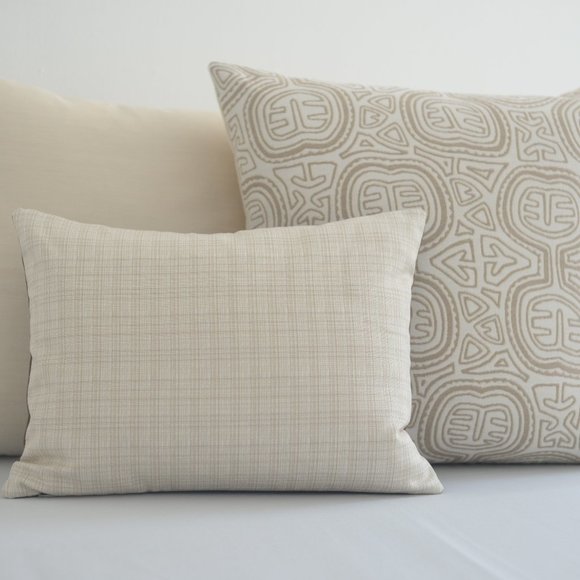 Taino, Tan & Beige Decorative Indoor/Outdoor Pillow Cover 22" x 22" - Picture 3 of 3